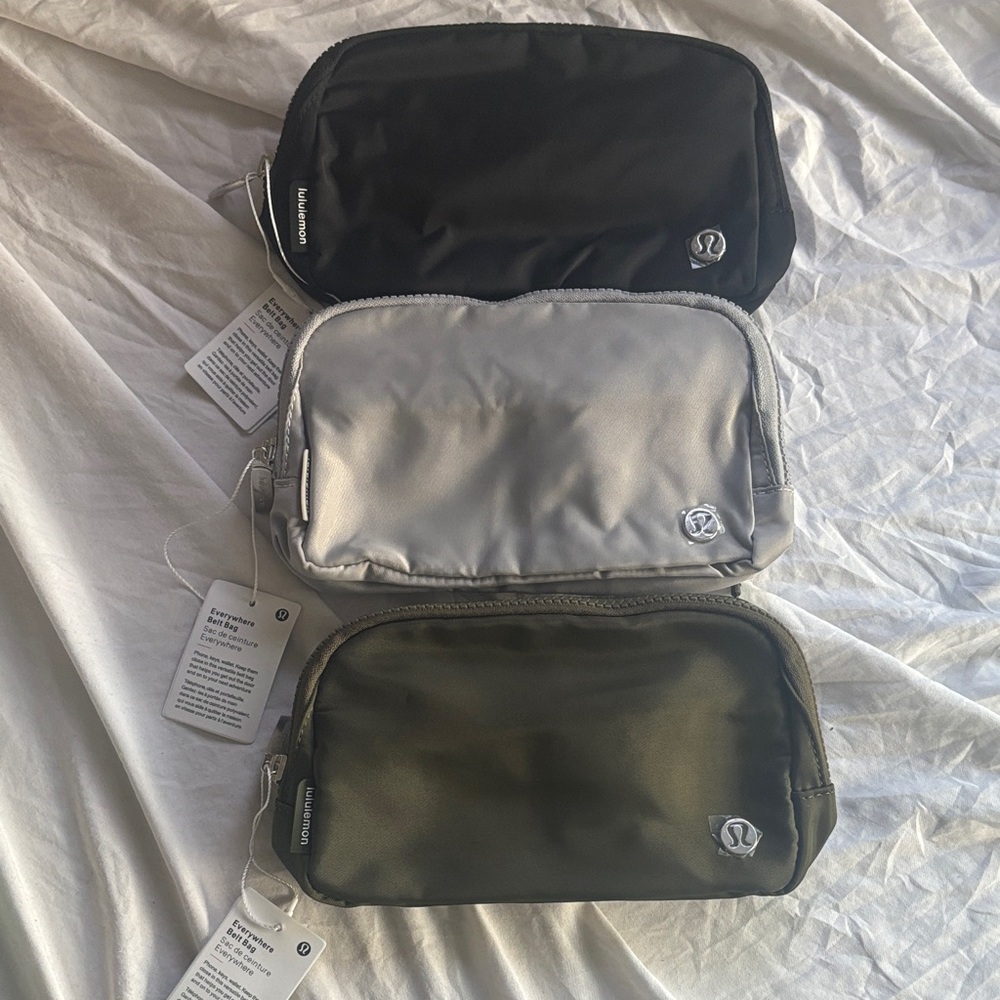lululemon athleticaessential fall color Black, Gray, and Green everywhere bags